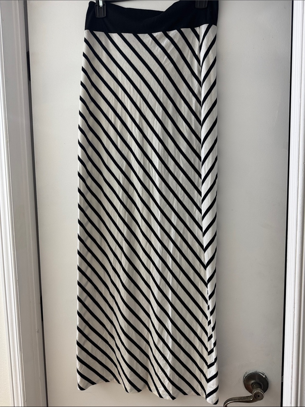 TNA Black & White Diagonal Stripe Maxi Skirt